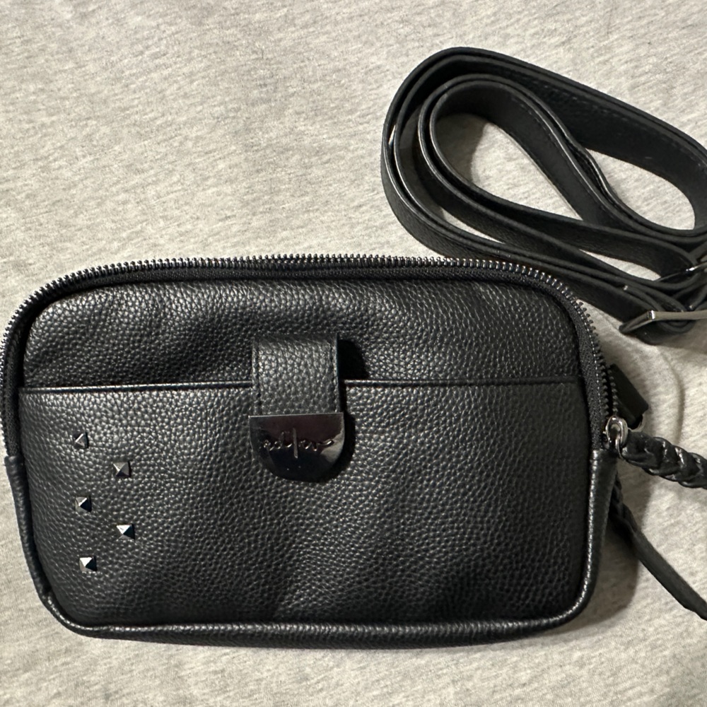 Rad Rev Spooky Sling